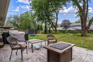 823 Pine Valley Dr, Rockford, IL 61107 - Photo 32