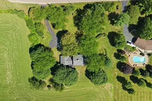 10562 Town Hall Rd, Belvidere, IL 61008 - Photo 70