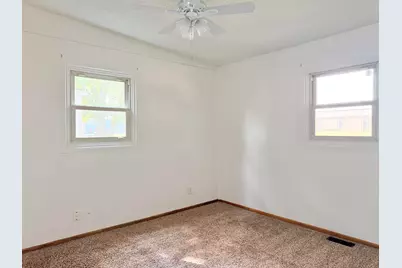 1111 Evans Avenue, Machesney Park, IL 61115 - Photo 6