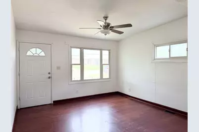 1111 Evans Avenue, Machesney Park, IL 61115 - Photo 2