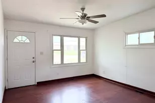 1111 Evans Ave, Machesney Park, IL 61115 - Photo 2
