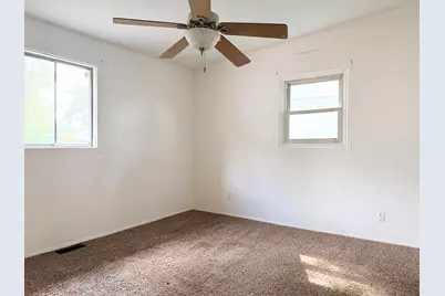 1111 Evans Avenue, Machesney Park, IL 61115 - Photo 4
