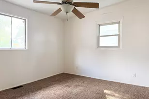 1111 Evans Ave, Machesney Park, IL 61115 - Photo 4