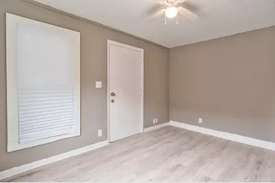 229 Forest Avenue, Rockford, IL 61101 - Photo 22
