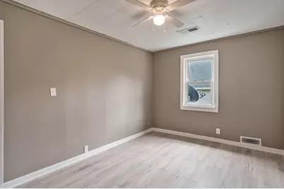 229 Forest Avenue, Rockford, IL 61101 - Photo 20