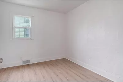 229 Forest Avenue, Rockford, IL 61101 - Photo 10