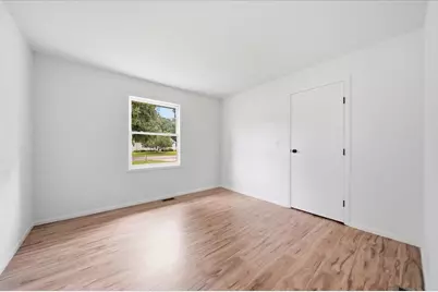 9309 Baldwin Drive, Machesney Park, IL 61115 - Photo 6