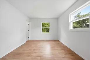 9309 Baldwin Dr, Machesney Park, IL 61115 - Photo 12