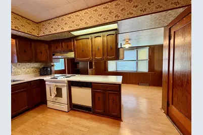109 E Rapp Street, Mount Carroll, IL 61053 - Photo 14