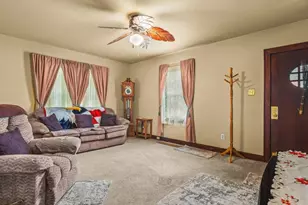 300 E 4th St, Rock Falls, IL 61071 - Photo 6