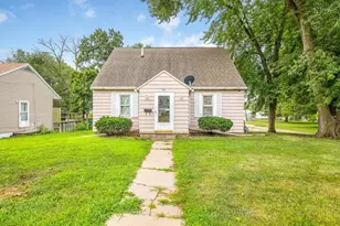 300 E 4th St, Rock Falls, IL 61071 - Photo 4