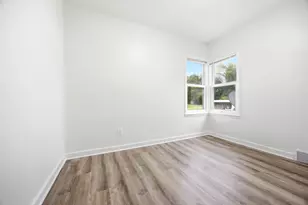 203 Pearl Ave, Loves Park, IL 61111 - Photo 8