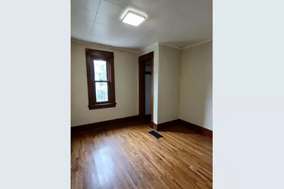606 E Perry Street, Belvidere, IL 61008 - Photo 16