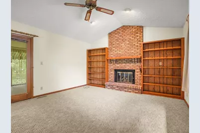 5431 Murphys Run, Roscoe, IL 61073 - Photo 10