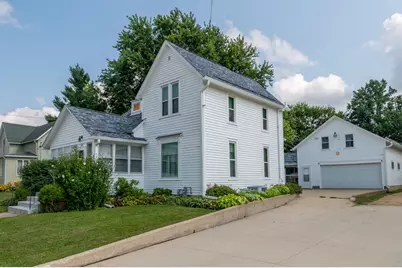 109 W Main Street, Mount Morris, IL 61054 - Photo 1