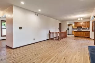 349 Sycamore, Machesney Park, IL 61115 - Photo 6