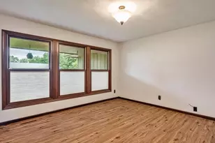 349 Sycamore, Machesney Park, IL 61115 - Photo 10