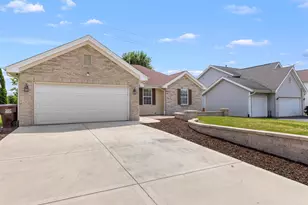 4193 Linden Rd, Rockford, IL 61109 - Photo 2