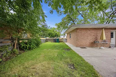 2105 Forest View Road, Rockford, IL 61108 - Photo 22