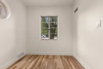 1822 E State Street, Rockford, IL 61107 - Photo 8