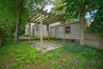 1205 W 6th, Rochelle, IL 61068 - Photo 28