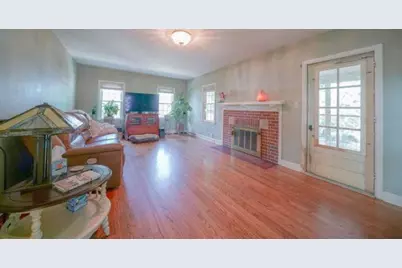 1205 W 6th, Rochelle, IL 61068 - Photo 8
