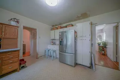 1205 W 6th, Rochelle, IL 61068 - Photo 6