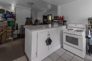 137 Summit St, Rockford, IL 61107 - Photo 8