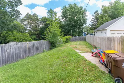 137 Summit Street, Rockford, IL 61107 - Photo 16