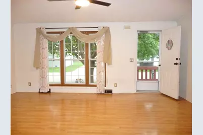 5509 Heartwood Lane, Roscoe, IL 61073 - Photo 4