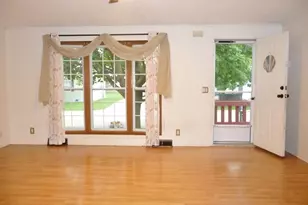 5509 Heartwood Ln, Roscoe, IL 61073 - Photo 4