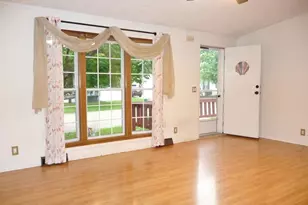 5509 Heartwood Ln, Roscoe, IL 61073 - Photo 8