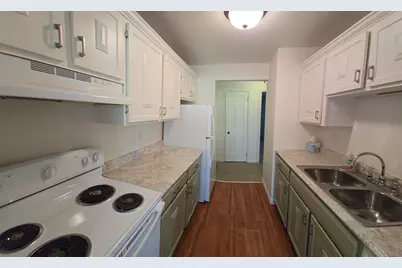 700 Kiwanis Drive, Freeport, IL 61032 - Photo 12