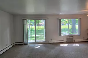 700 Kiwanis Dr, Freeport, IL 61032 - Photo 8
