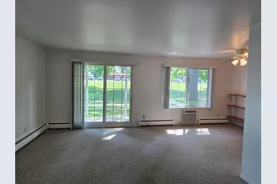 700 Kiwanis Drive, Freeport, IL 61032 - Photo 4
