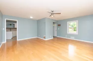 2624 Prial Ave, Rockford, IL 61101 - Photo 6