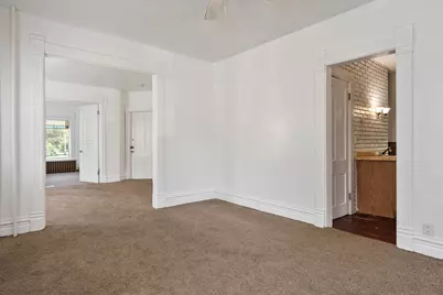 2007 E State St, Rockford, IL 61104 - Photo 18