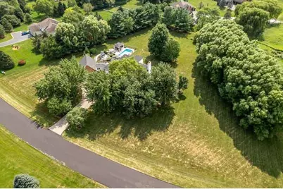 9850 Ridge Way, Rockford, IL 61107 - Photo 8