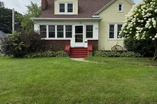 73 N Sunset Ave, Freeport, IL 61032 - Photo 1