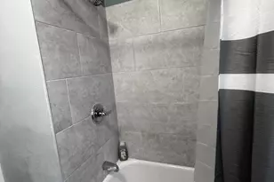 73 N Sunset Ave, Freeport, IL 61032 - Photo 12