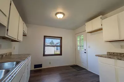 505 Hayes Street, South Beloit, IL 61080 - Photo 10