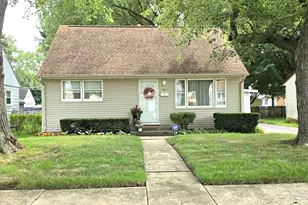 1824 Crestwood Ave, Rockford, IL 61103 - Photo 2