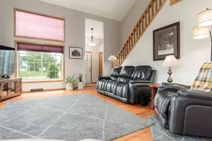 4996 Zenith Pkwy, Machesney Park, IL 61115 - Photo 8
