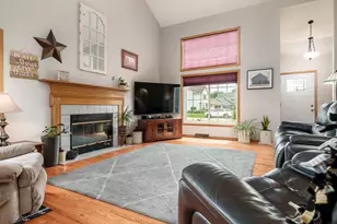 4996 Zenith Pkwy, Machesney Park, IL 61115 - Photo 6