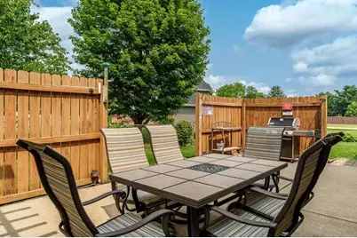 4996 Zenith Parkway, Machesney Park, IL 61115 - Photo 40