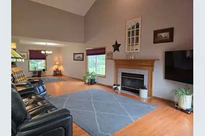 4996 Zenith Parkway, Machesney Park, IL 61115 - Photo 4