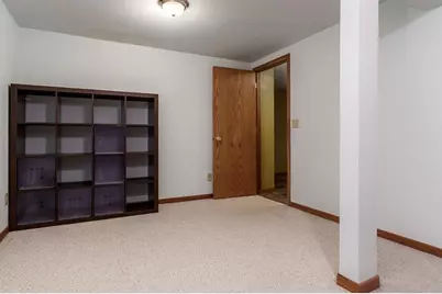 4996 Zenith Parkway, Machesney Park, IL 61115 - Photo 32