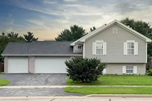 5900 Dusty Ln, South Beloit, IL 61080 - Photo 2