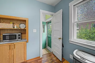 1540 W Logan Street, Freeport, IL 61032 - Photo 12