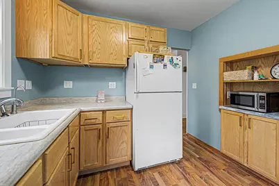 1540 W Logan Street, Freeport, IL 61032 - Photo 10